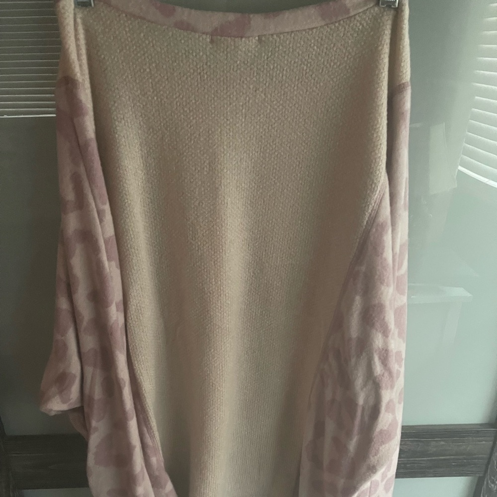 GeeGee sweater